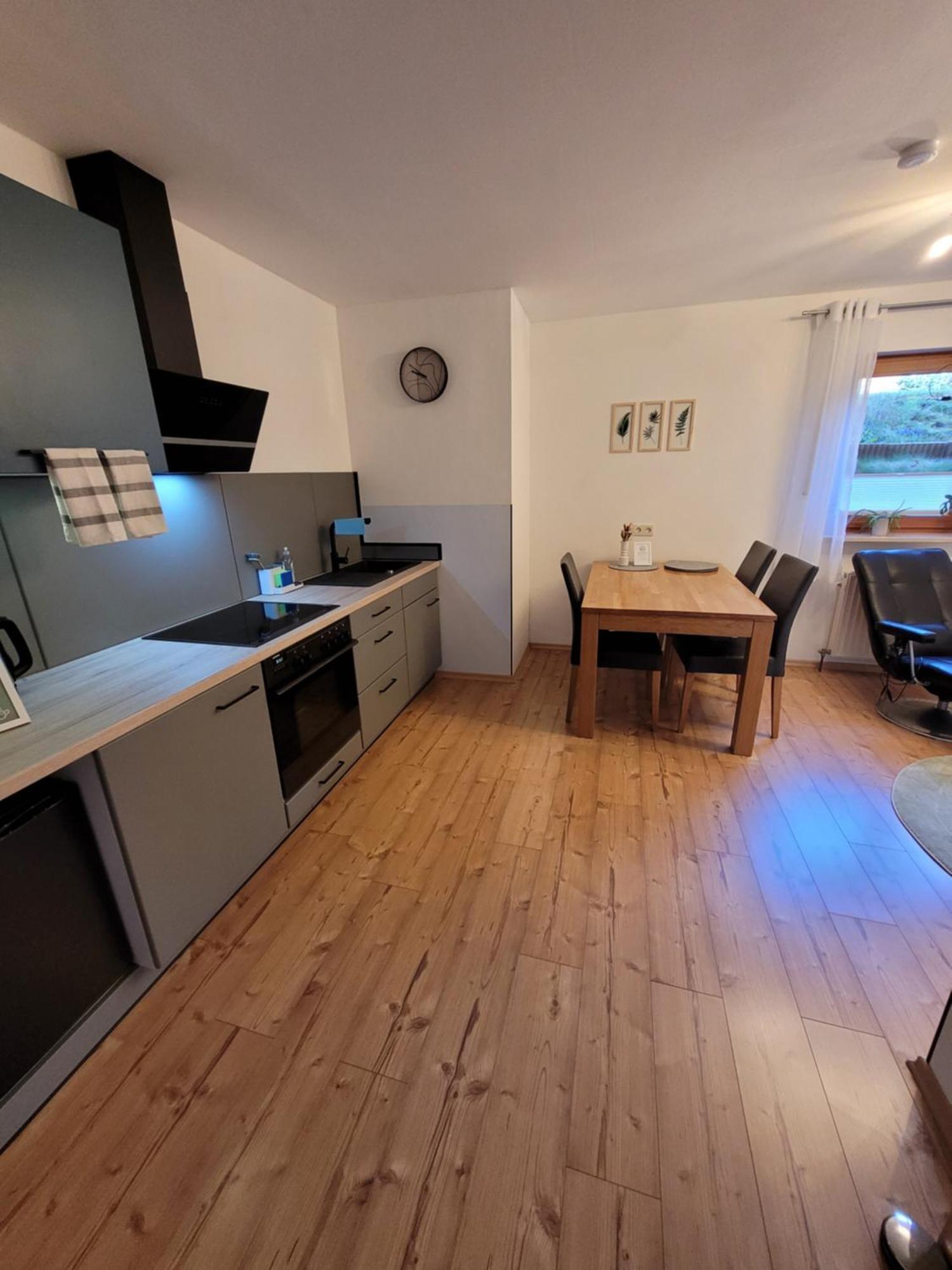 Fewo - Klein Aber Fein, 1-3 Personen, Souterrain Rödental Esterno foto